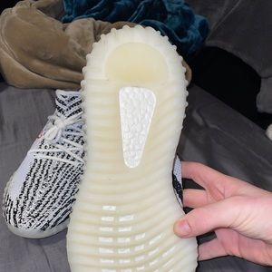 yeezy boost 350 zebra v2